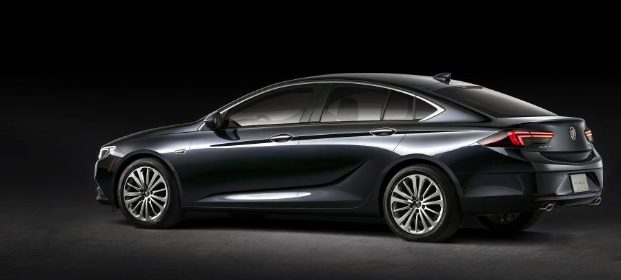  Buick Regal Sportback 2017 года  (NA) (фото 6 из 42)